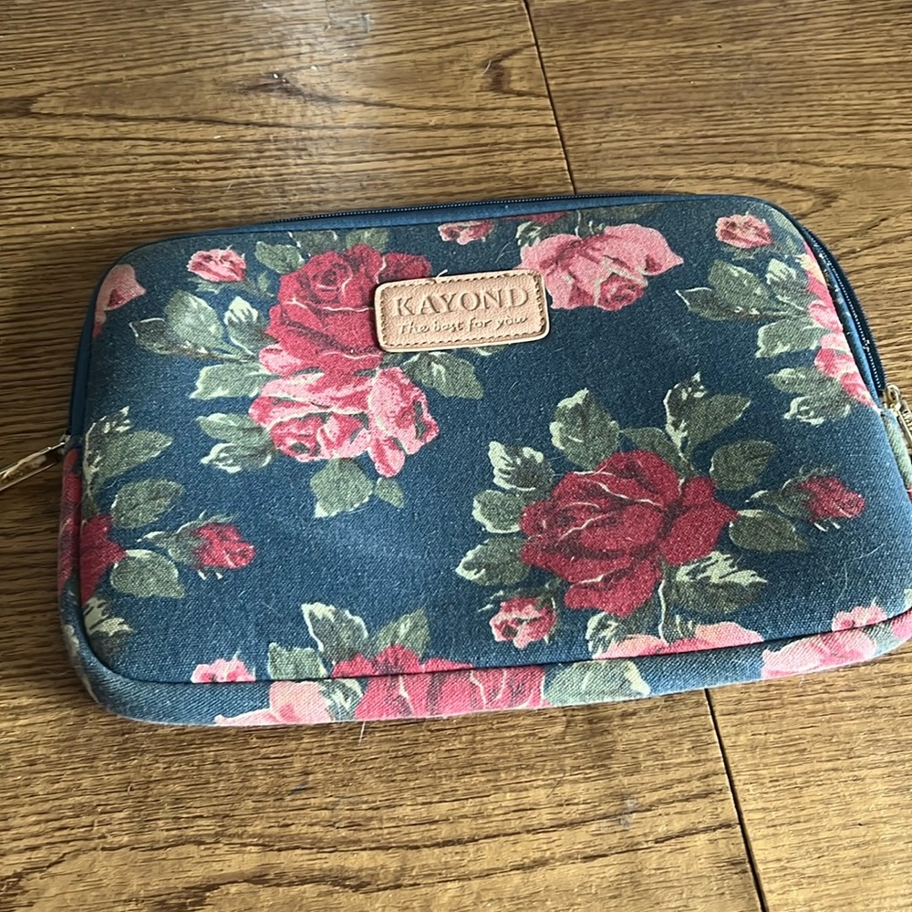 Kayond floral 13in laptop padded sleeve